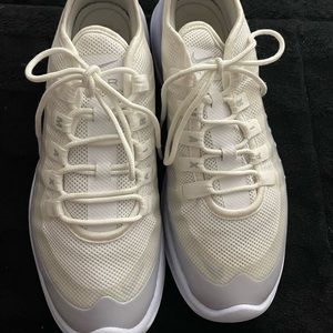 Nike air max Axis 8.5
